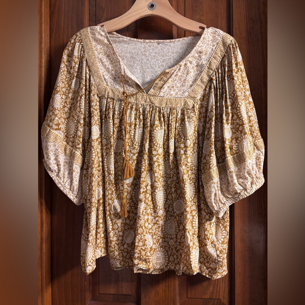 Old navy boho peasant top